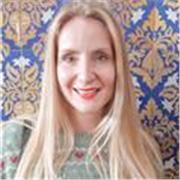Profesora de Inglés nativa imparte clases online a niños que se preparan para los exámenes de Cambridge y adultos que buscan clases de conversación