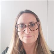 Insegnante di scuola primaria con esperienza pluriennale, offre lezioni di recupero e di consolidamento su tutte le materie a bambini di scuola primaria. Per ragazzi di scuola secondaria di primo grado, offre lezioni di italiano, storia, geografia, scienz