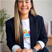 Maestro de apoyo escolar especializado en dificultades de aprendizaje