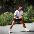 Jugador itf imparte clases de tenis de todos los niveles en madrid