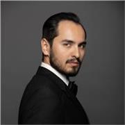 Descubre tu voz: Clases de Canto en todos sus géneros impartidas por un cantante de ópera. nos vemos en WhatsApp