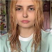 I give private lessons tailored to individual needs.