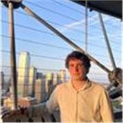 soy un alumno de segundo de derecho he realizado la pau con una nota en historia de 9,75 se me da bien explicar, y enseñar