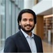 Business & Finance Tutor (English) | Ex-Banker & Lecturer — Learn Business the Real-World Way