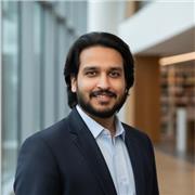 Business & Finance Tutor (English) | Ex-Banker & Lecturer — Learn Business the Real-World Way