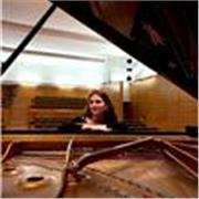 Estudiante de carrera de piano clásico impate clases de piano