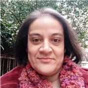 Insegnante e traduttrice di Inglese, Spagnolo e Giapponese