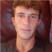 Studente universitario, diplomato al liceo scientifico, offro lezioni private di matematica nella città di Firenze.