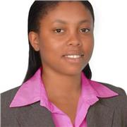 Profesora capacitada para enseñar diferentes áreas y educar para la vida con una visión clara y amplia de que el conocimiento a través de la educación es el camino para alcanzar lo que se desea