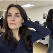 Professeure bilingue (FR/ENG) Design de Mode et Portfolio