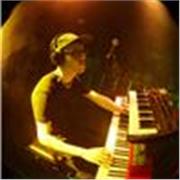 Diplomato in tromba jazz e composizione pop offro lezioni di tromba, teoria e armonia, composizione moderna e produzione musicale