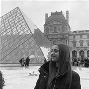 Alumna de Técnico Superior de Educación infantil que quiere ayudar a niños con las materias