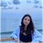 Profesora de inglés con un B2 certificado y un C1 en proceso, un año y medio de experiencia. Para niveles A2, B1, B2