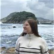 Soy una estudiante de magisterio. Puedo dar clases hasta 4rt de la ESO (Incluye primaria y secundaria)