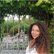 Sei alla ricerca di un insegnante preparato e competente? Probabilmente faccio a caso tuo. Ho un diploma di scienze umane, a marzo otterrò la laurea in scienze della formazione primaria, svogliò ripetizioni per aiuto tesi e ho esperienze di insegnamento s