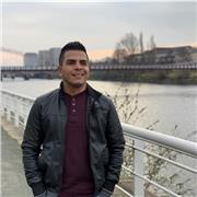 Professeur de langue maternelle espagnole, avec une expérience antérieure dans l'enseignement, utilisant la langue anglaise comme moyen de communication pour la correction. J'ai une maîtrise en production cinématographique