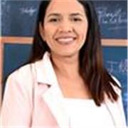 Profesora apta para enseñar todas las áreas de primaria y preescolar, o ayuda y acompañamiento con los deberes. 