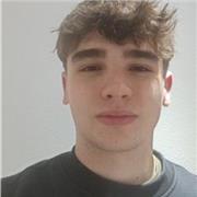 Soy un estudiante con alto nivel en inglés y con mucho entendimiento sobre la filosofía.