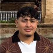 Estudiante con nivel nativo de francés. Llevo hablando el idioma desde los 3 años y tengo experiencia ayudando a familiares con su