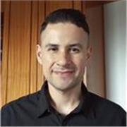 Aulas de inglês para estudantes de níveis intermediarios e avançados