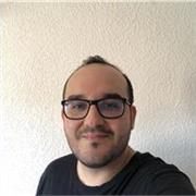 Profesor de inglés especializado en conversación y fonética