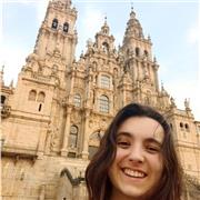 Profesora especializada en idomas imparte clases