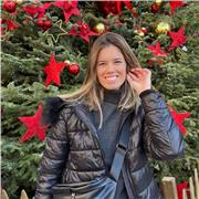 Soy profesora en educacion primaria y infantil, por lo que me encanta las clases dinamicas y con motivacion