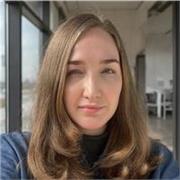 Professeur de français, native. Patiente et astucieuse, je saurai vous aider à apprendre le français pour l'utiliser au quotidien.