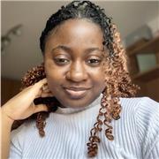 Junge und Nette Nachhilfelehrerin für Französisch