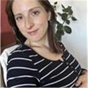 Profesora titulada en inglés con mas de 11 años de experiencia enseñando a niños, jovenes y adultos. 