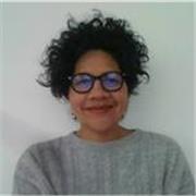 Professeure native expérimentée ,  je vise à créer un véritable lien avec mes élèves, qui m'amène à connaître leurs besoins et leurs styles d'apprentissage. 
