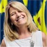 Licenciada en Biología con Ciencias Naturales y del Ambiente imparte clases dinámicas y relacionadas con situalciones cotidianas