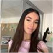 Soy una persona paciente, responsable y comprometida con la enseñanza del idioma árabe. Me adapto al nivel y ritmo de cada alumno 