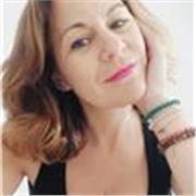 Soy experta en el cuidado de la piel, he trabajado mas de 10 años como comercial en el punto de venta, asesorando a clientes para ayudarles a elegir el producto que mejor se adapta a su necesidad