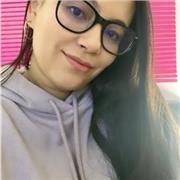 Docente de inglés y francés con experiencia en clases online personalizadas para todas las edades y niveles