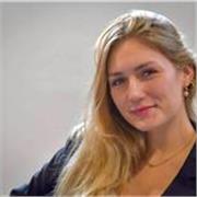 Laureata in Psicologia clinica e di comunità con esperienza come maestra di sostegno offre lezioni private di matematica, italiano e inglese a bambini delle elementari