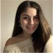 Forte de 6ans d’expérience dans l’enseignement, j’ai à cœur d’enseigner notre belle langue française. 