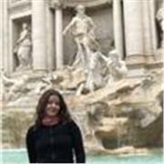 Me considero una persona proactiva, resolutiva y con mucha energía.Soy estudiante de un doble grado de turismo y marketing. 