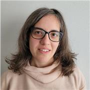 Profesora de Primaria ofrece clases de apoyo, inglés y español a estudiantes y adultos, adaptadas a sus necesidades.