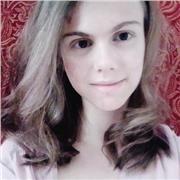 Titulaire d'un M2 Études Culturelles, j'accompagne vos enfants dans leur apprentissage avec pédagogie, depuis chez vous!