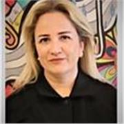 Experienced English teacher with 11 years of experience teaching and helping students to grow their confidence while learning.