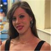Titulada en economía, imparto esta asignatura a alumnos que deseen un refuerzo en la misma. Clases de manera presencial o online. 