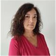 Licenciada y doctora en Ciencias Químicas, imparte clases particulares de Física y Química nivel ESO y Bachillerato