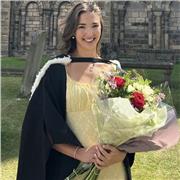 Friendly EFL tutor offering tailored, interactive lessons focused on conversation or grammar — making learning enjoyable and rewar