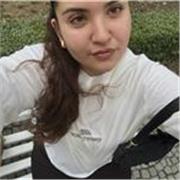 Estudiante de lenguas con ganas de enseñar sus conocimientos. Me oriento a un público más infantil, es decir de 3/4 a 12.