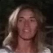 Laureata in scienze dell'informazione insegno matematica e fisica a ragazzi dalla 4° elementare sino all'ultimo anno di scuola superiore