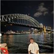 Estudiante del Máster en Psicología General Sanitario, he vivido y trabajado en el extranjero (EEUU y Australia), realice el bachillerato biológico. 