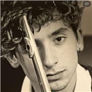 Maestro/insegnante di Flauto Traverso sia per allievi interessati a cominciare a suonare sia per chi già suona lo strumento