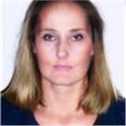 Appassionata di lingua, pronta a guidarti nel bello dell’Italiano.