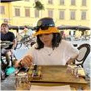 Migliora il tuo italiano con un’insegnante madrelingua! Parlo anche spagnolo e portoghese per spiegazioni chiare ed efficaci.